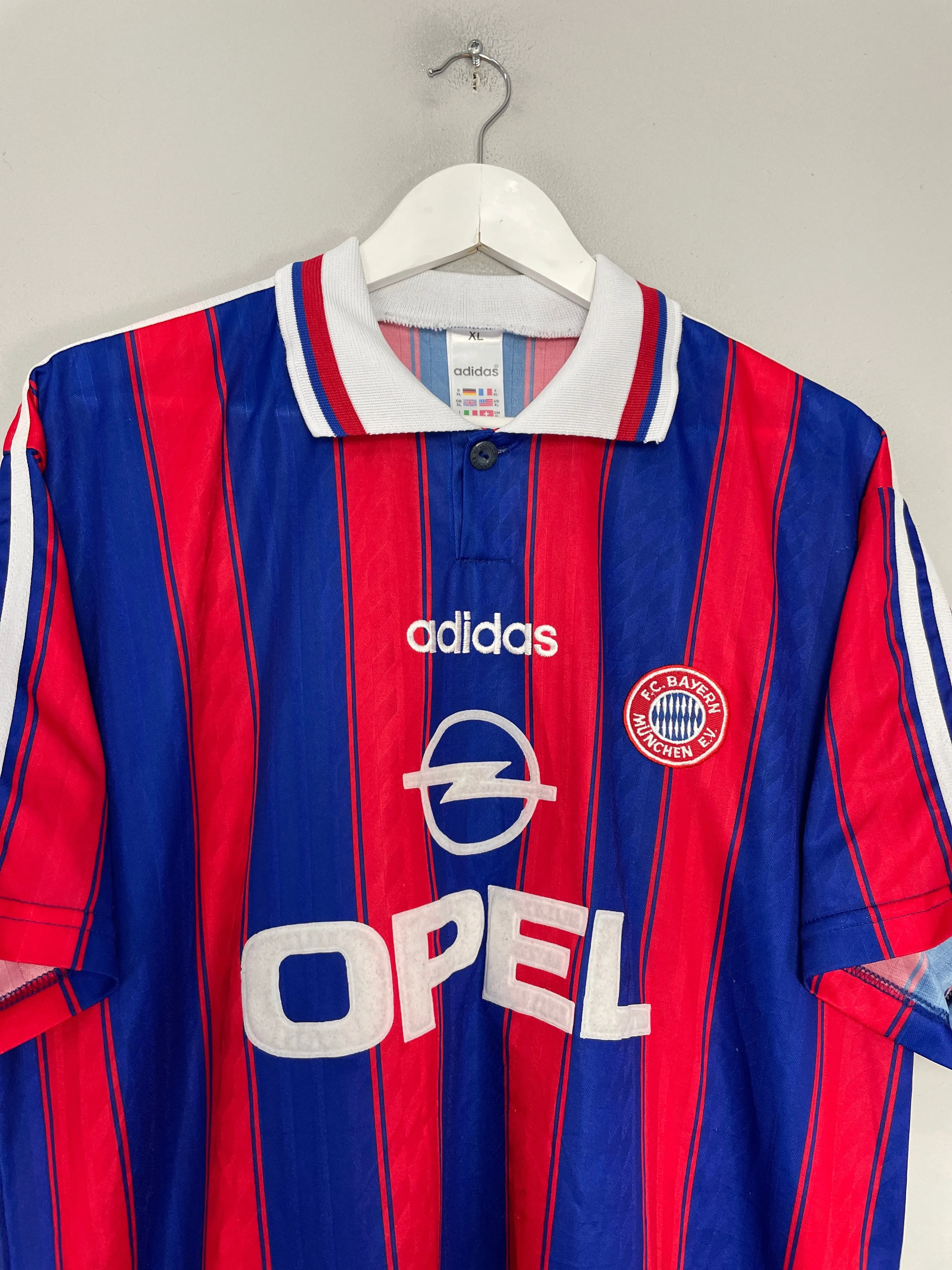 1995/97 BAYERN MUNICH HOME SHIRT (XL) ADIDAS