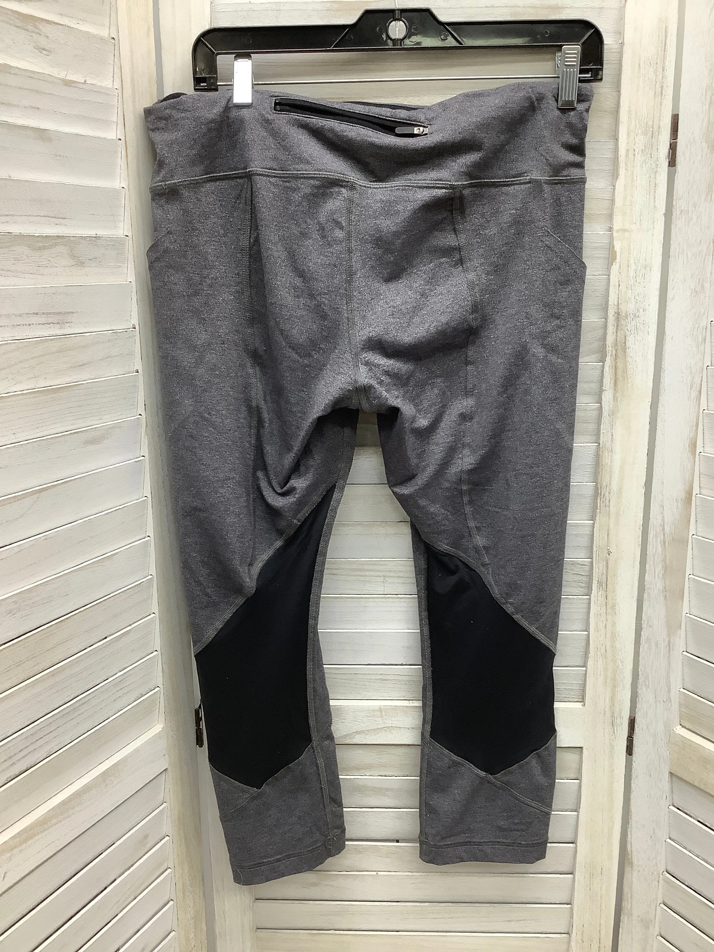 Athletic Leggings Capris By Lululemon  Size: 10