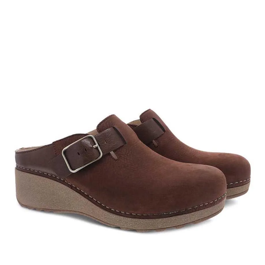 Dansko Caia Clog - Brown Milled Nubuck