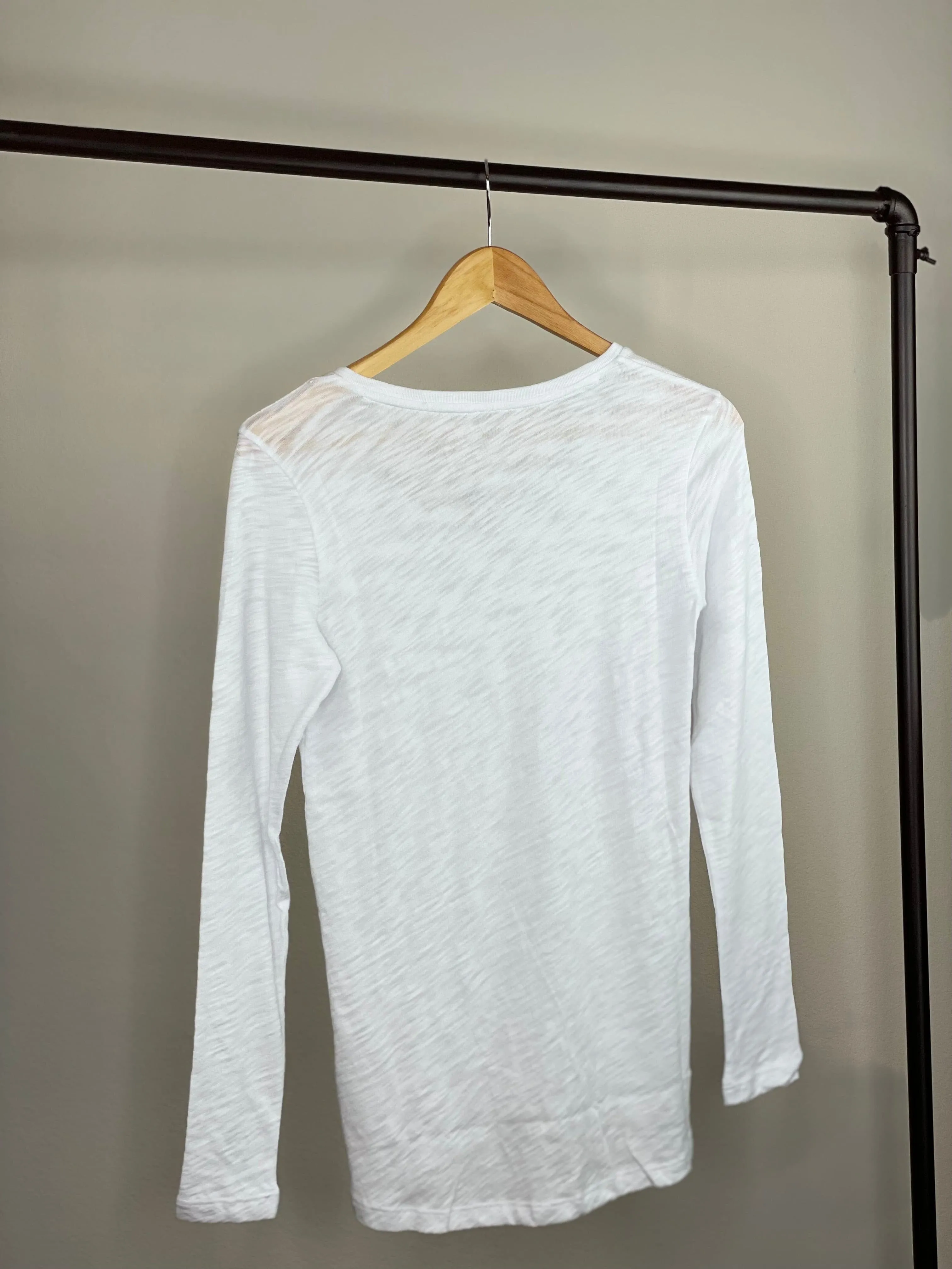 Erin Gray V Neck Long Sleeve CYA V Neck in White Slub Tee