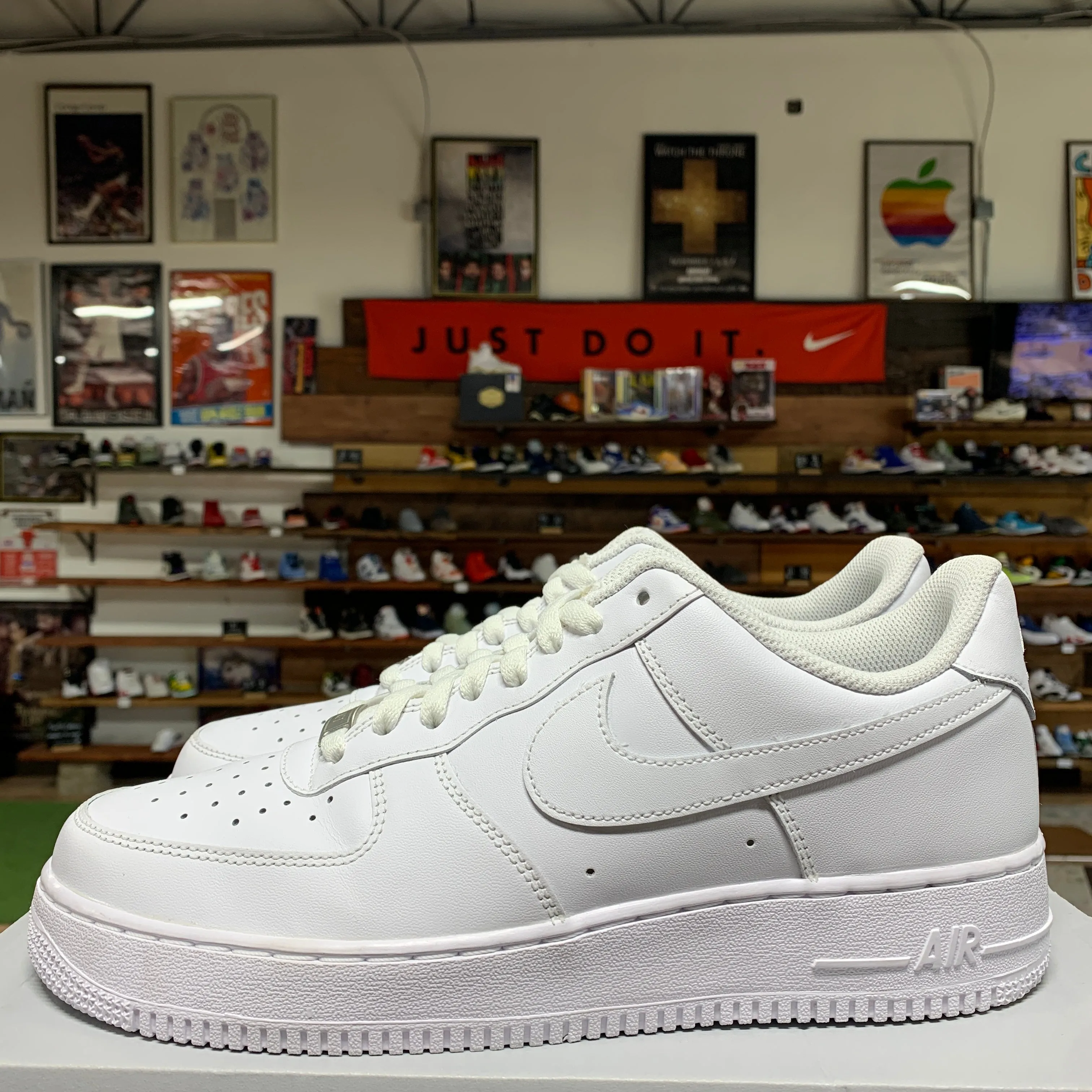 Nike AF1 Low 'Triple White' Size 10