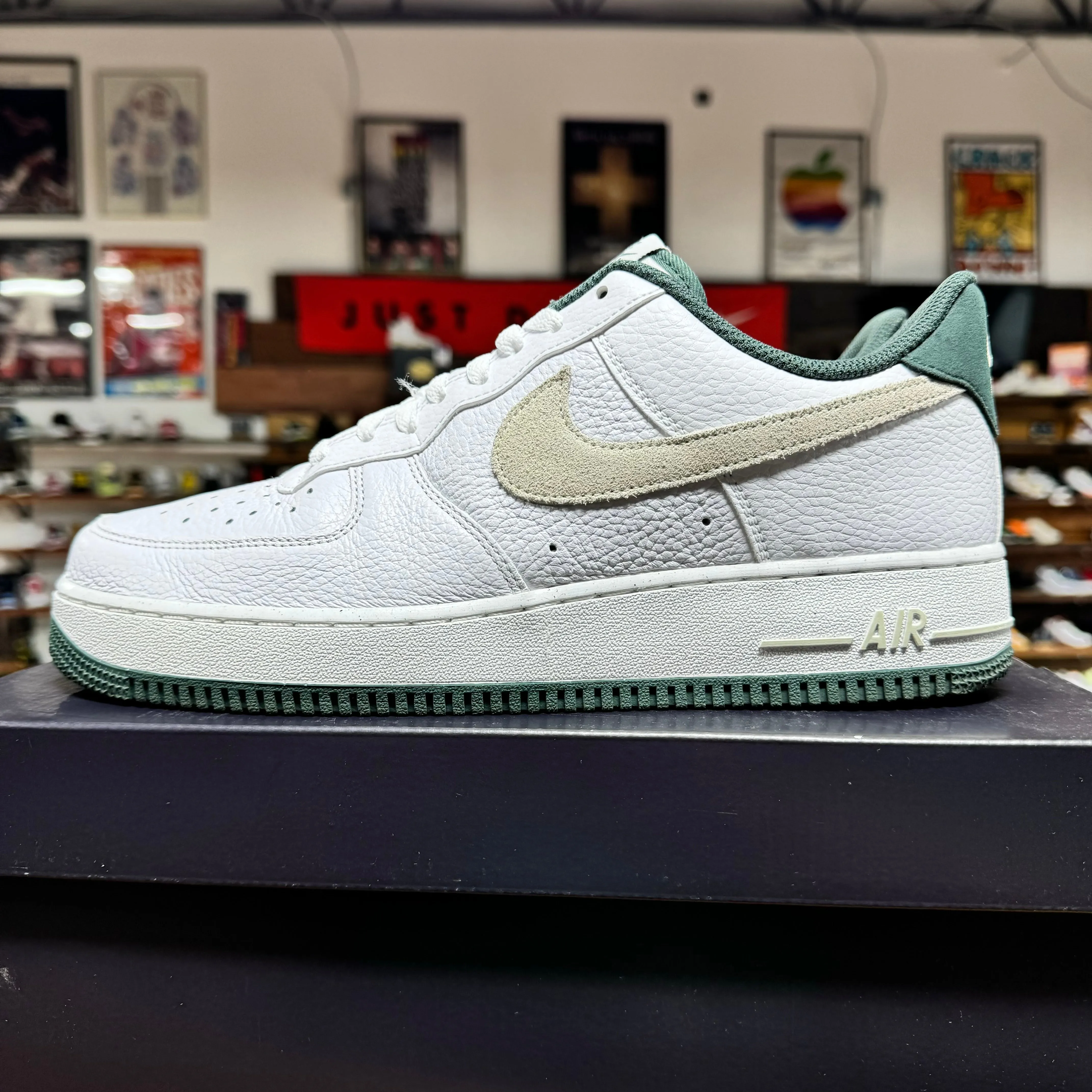 Nike AF1 Low 'Vintage Green' Size 10