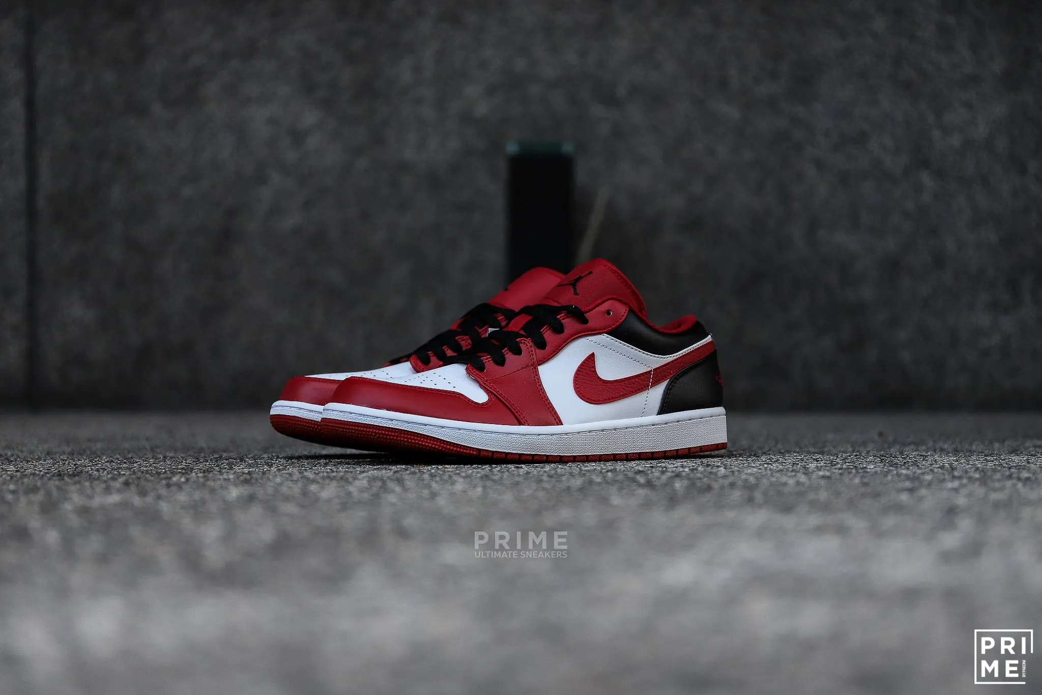 Nike Air Jordan 1 Low 'Bulls' (553558 163)