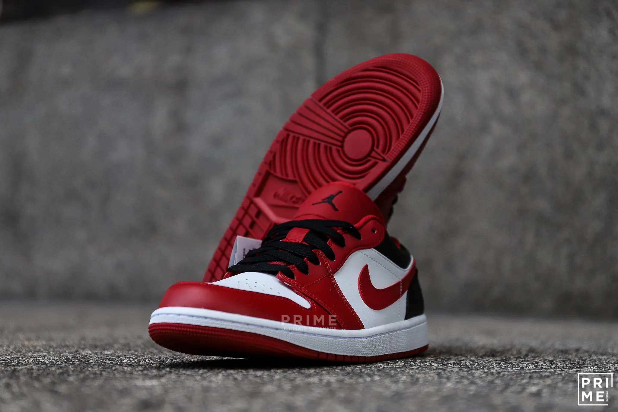 Nike Air Jordan 1 Low 'Bulls' (553558 163)