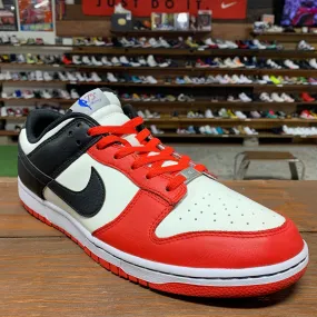 Nike Dunk Low '75th Anniversary Bulls' Size 12