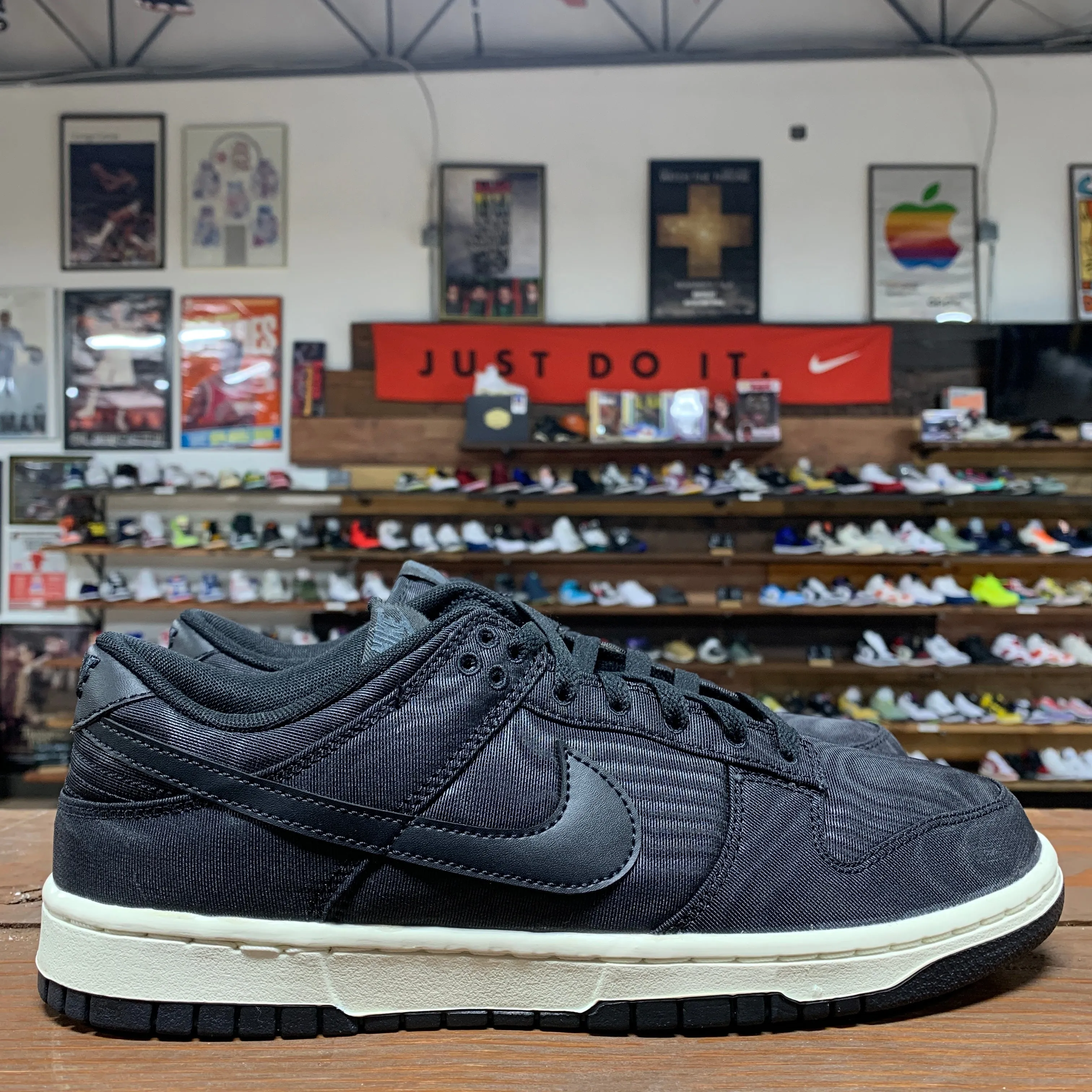 Nike Dunk Low 'Black Canvas' Size 9.5