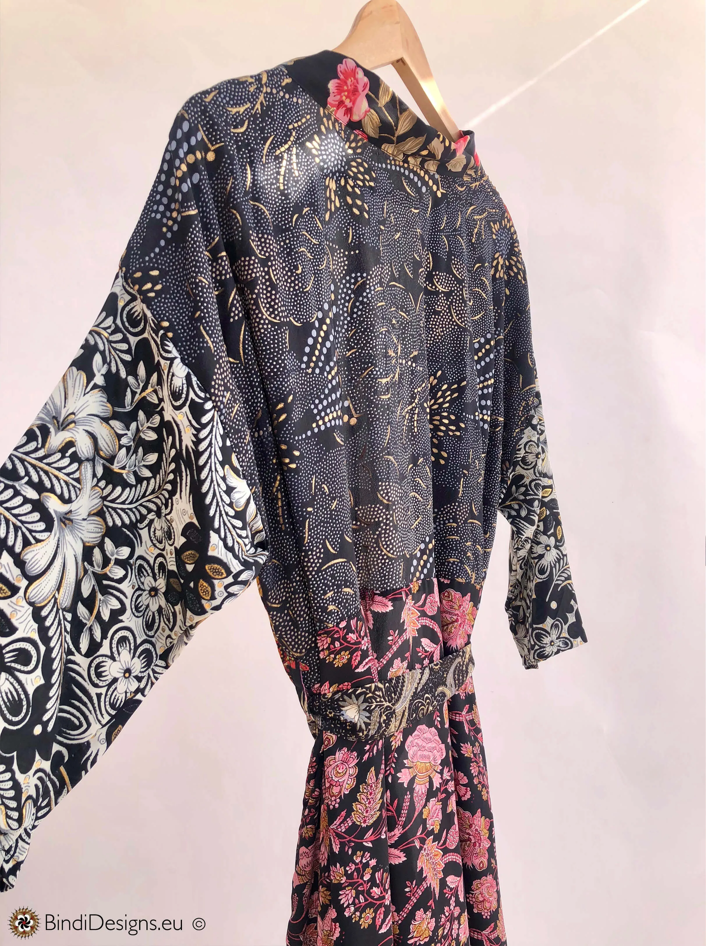 Sari Silk Kimono Robe Floral Print